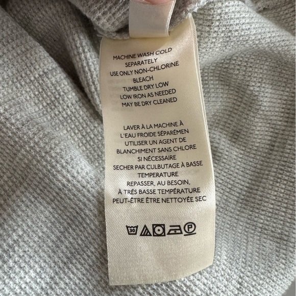 We The Free Fuji Thermal Top in Heather Grey Thumbholes Off Shoulder Size Small - Picture 10 of 11